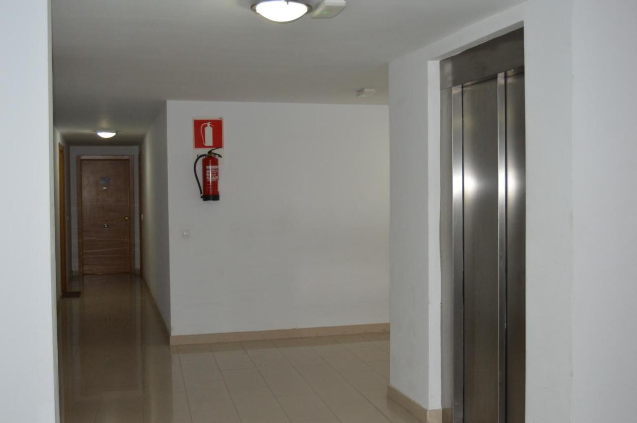 Bright, Modern Apartment In The Heart Of Arrecife Eksteriør billede